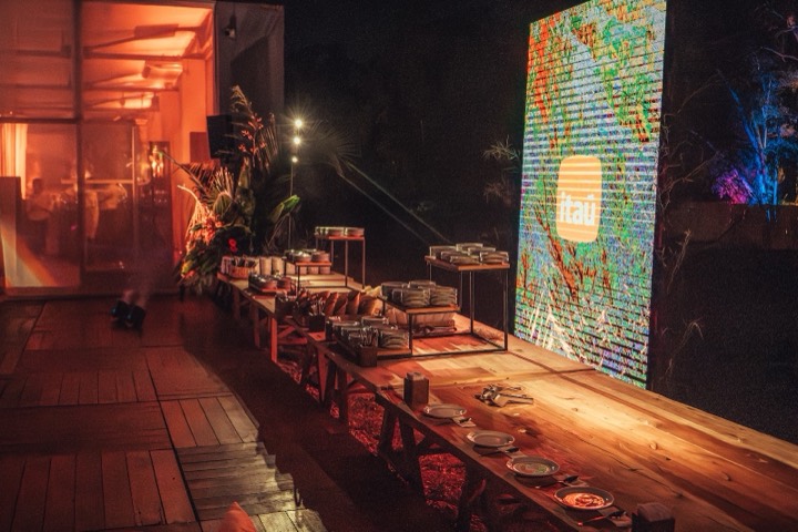 Evento social producido por LANG