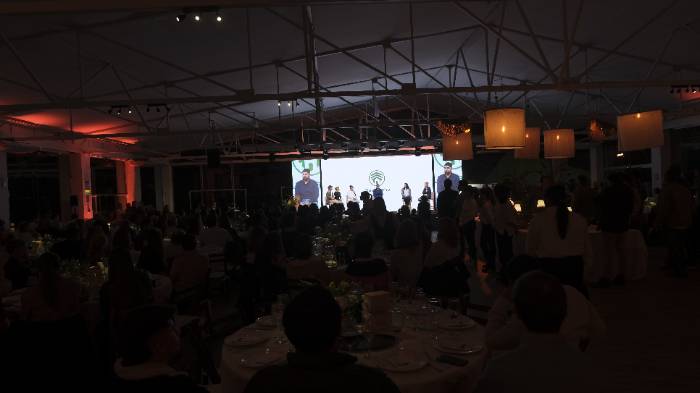 Centro de Eventos Elías Regules — evento producido por LANG