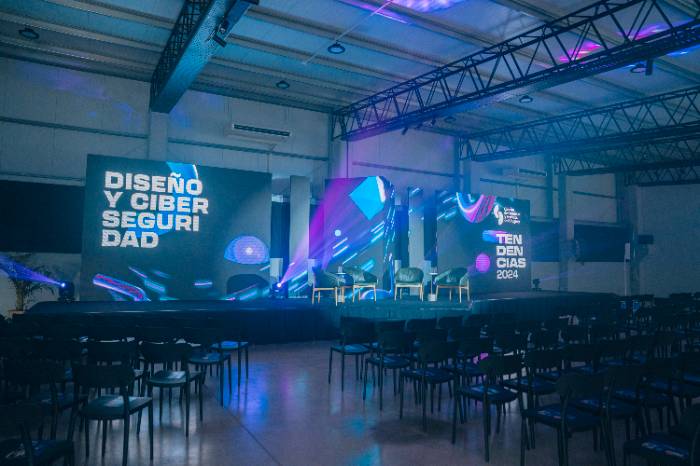 Via Disegno — evento producido por LANG
